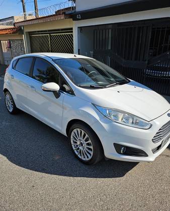 FORD FIESTA 1.0 ECOBOOST TITANIUM PLUS HATCH 12V GASOLINA 4P POWERSHIFT